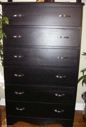 Chest of drawers